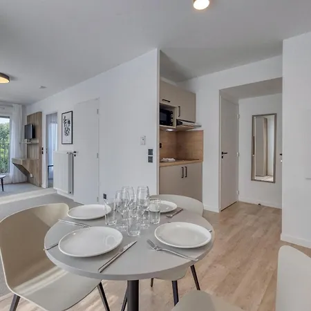 Apartmanhotel Kosy - Du 3*