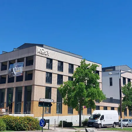 Kosy - Du 公寓式酒店